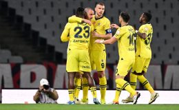 “Çok zor bir virajı döndü”(Spor yazarları Fatih Karagümrük – Fenerbahçe maçını değerlendirdi )