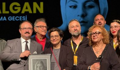 11. Frankfurt Türk Tiyatro Festivali Ayla Algan Anma Gecesi ile başladı