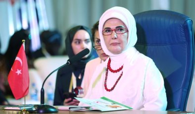 Emine Erdoğan’dan Nijerya’da kanserle mücadele çağrısı