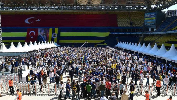 Fenerbahçe’de başkanlık seçimi için geri sayım: Aziz Yıldırım ve Ali Koç’un netleşen listelerinde kimler var?