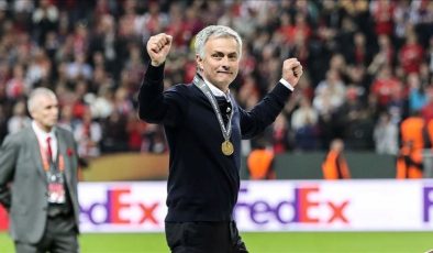Jose Mourinho kimdir? Fenerbahçe’nin yeni teknik direktörü olduğu iddia edilen Jose Mourinho’nun başarıları