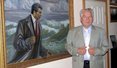 Kırgız yazar ve devlet adamı Cengiz Aytmatov anılıyor