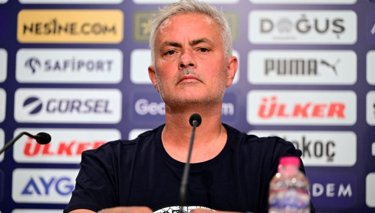 Jose Mourinho’dan transfer açıklaması: Elimizdeki oyunculardan memnunum