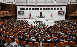 TBMM’de gündem yoğun: Sokak köpeklerine ilişkin teklifin komisyon süreci başlıyor