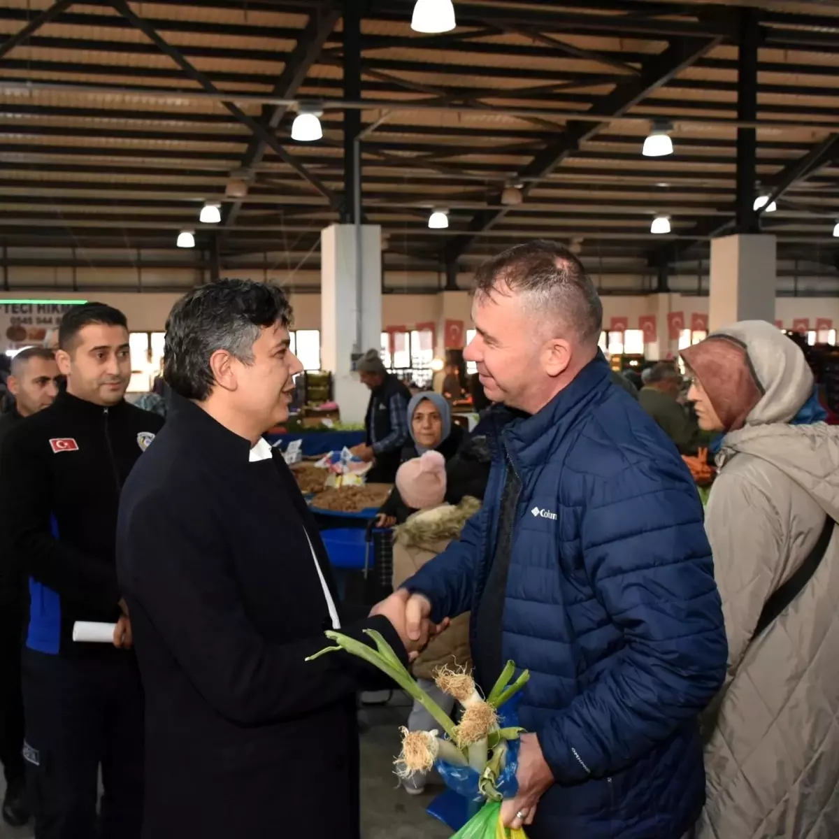 Başkan Durgut, Pazar Esnaflarıyla Buluştu