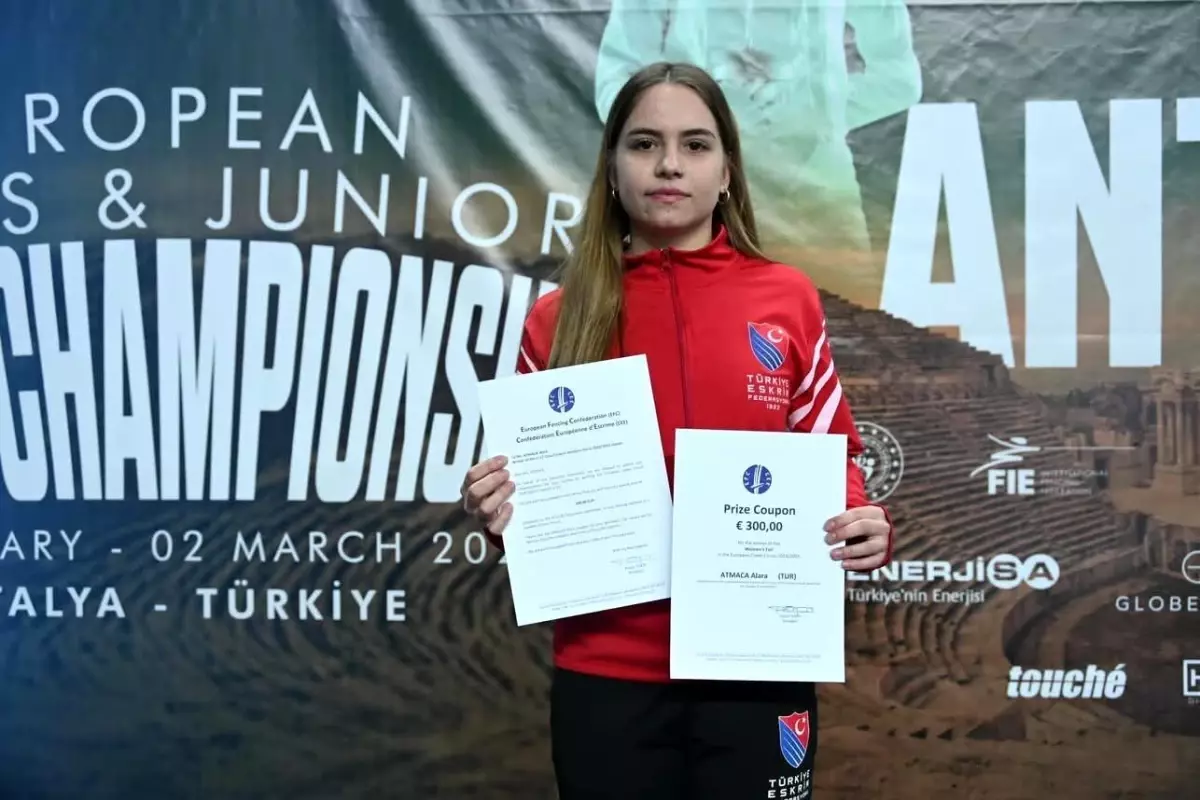 Alara Atmaca, Avrupa Şampiyonu Oldu ve EFC Özel Ödülü’nü Aldı