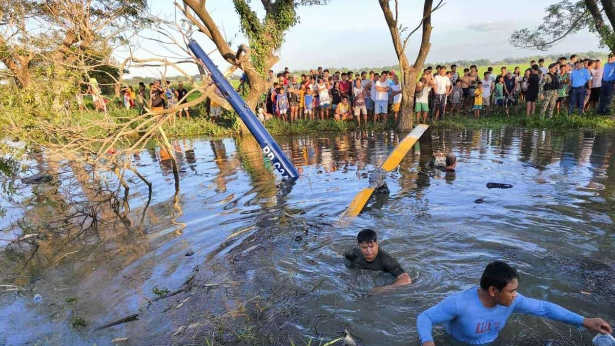 Filipinler’de helikopter düştü: Pilot hayatını kaybetti