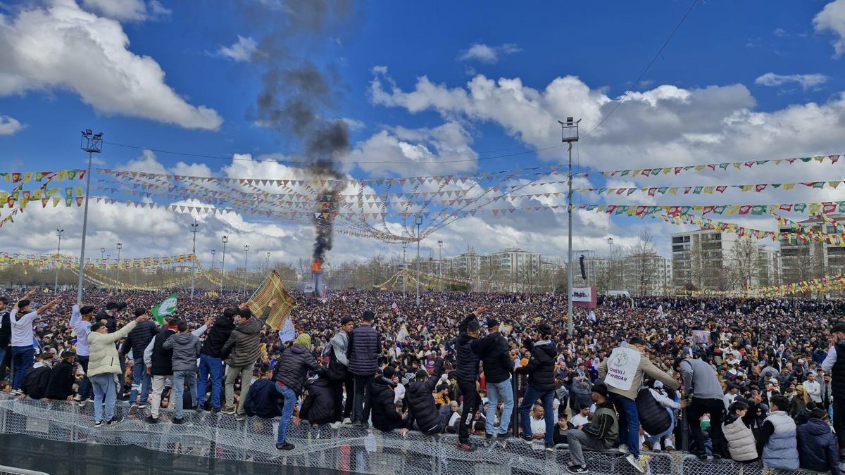 Diyarbakır’da nevruz kutlamaları başladı