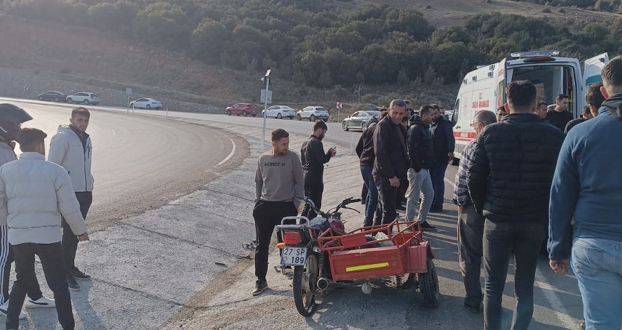 Otomobil ile sepetli motosiklet çarpıştı: 1 ölü, 1 yaralı