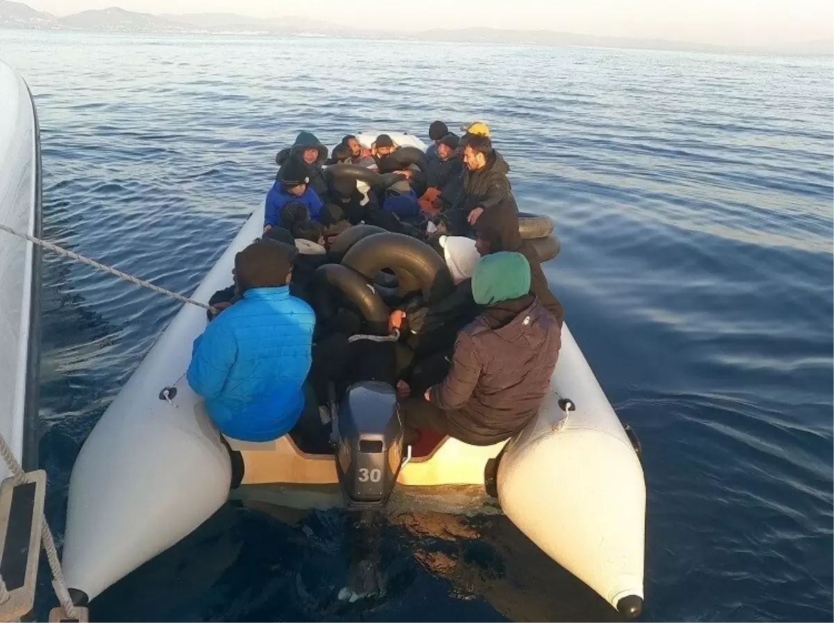 Dikili’de 29 Kaçak Göçmen Yakalandı